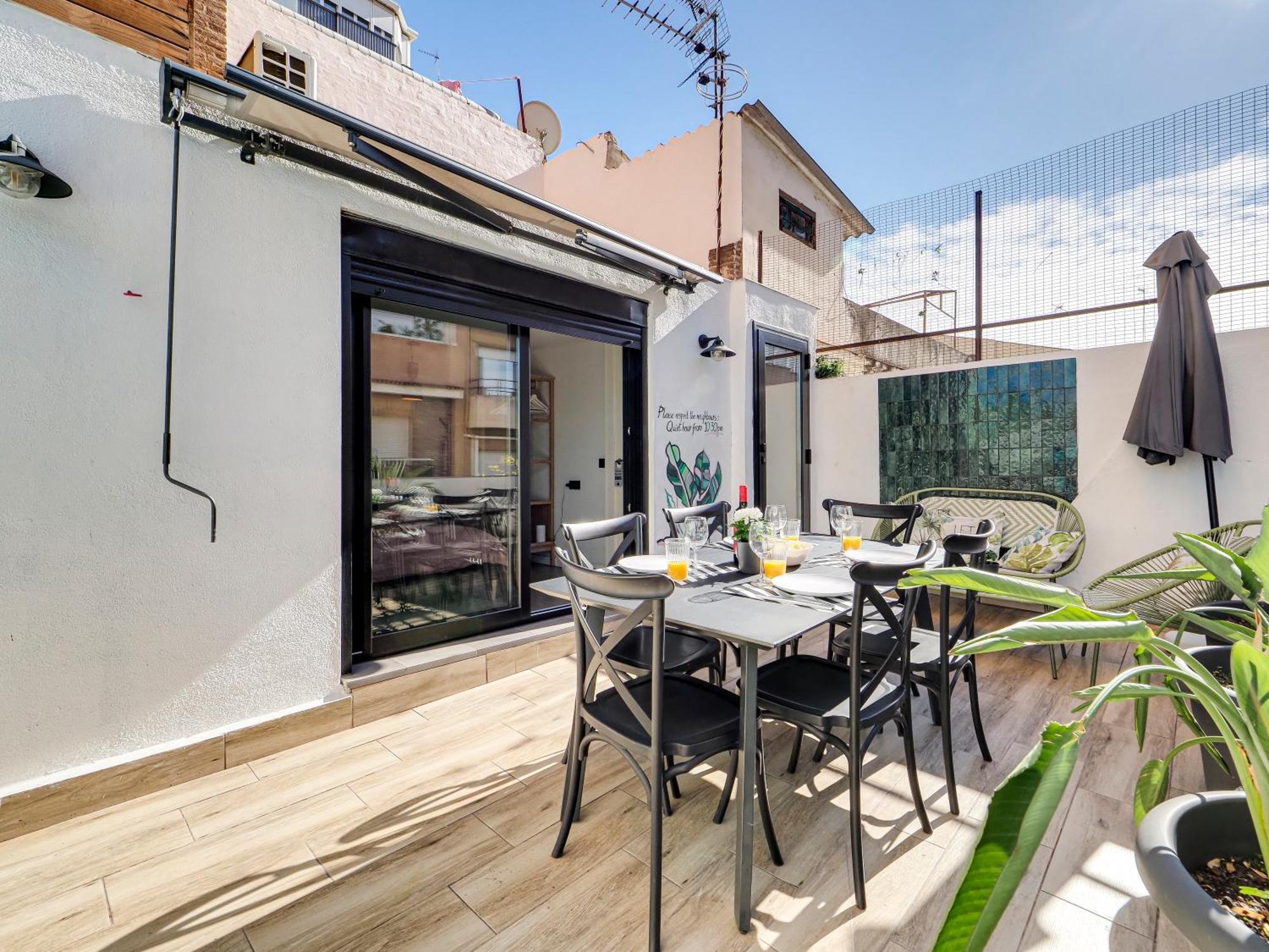 Casa Maria Townhouse- Terrace-4 Bedrooms L’Hospitalet de Llobregat Exterior foto