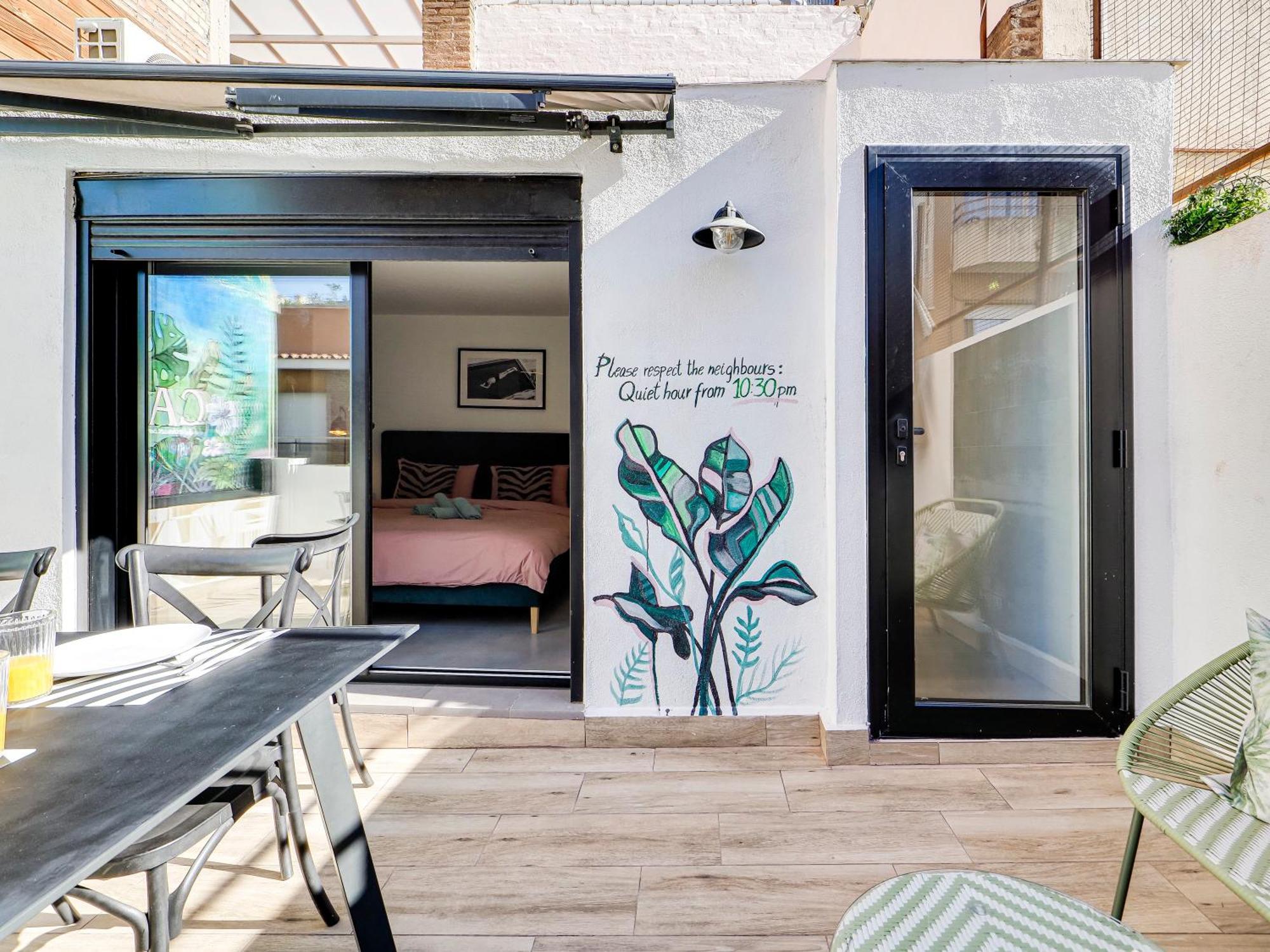 Casa Maria Townhouse- Terrace-4 Bedrooms L’Hospitalet de Llobregat Exterior foto