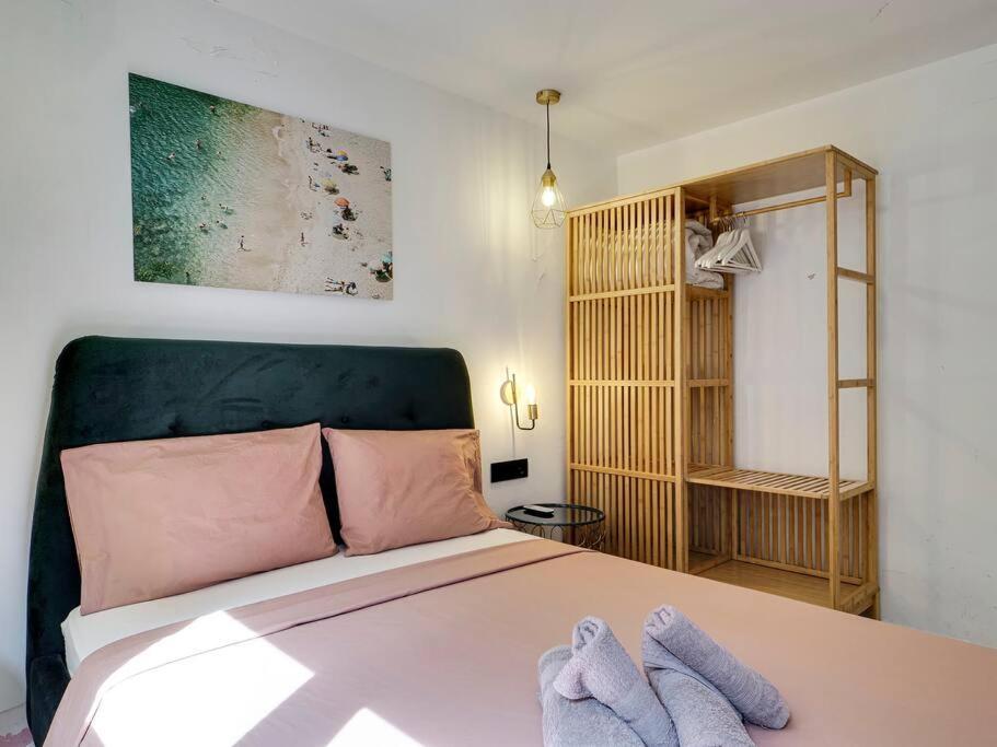 Casa Maria Townhouse- Terrace-4 Bedrooms L’Hospitalet de Llobregat Exterior foto