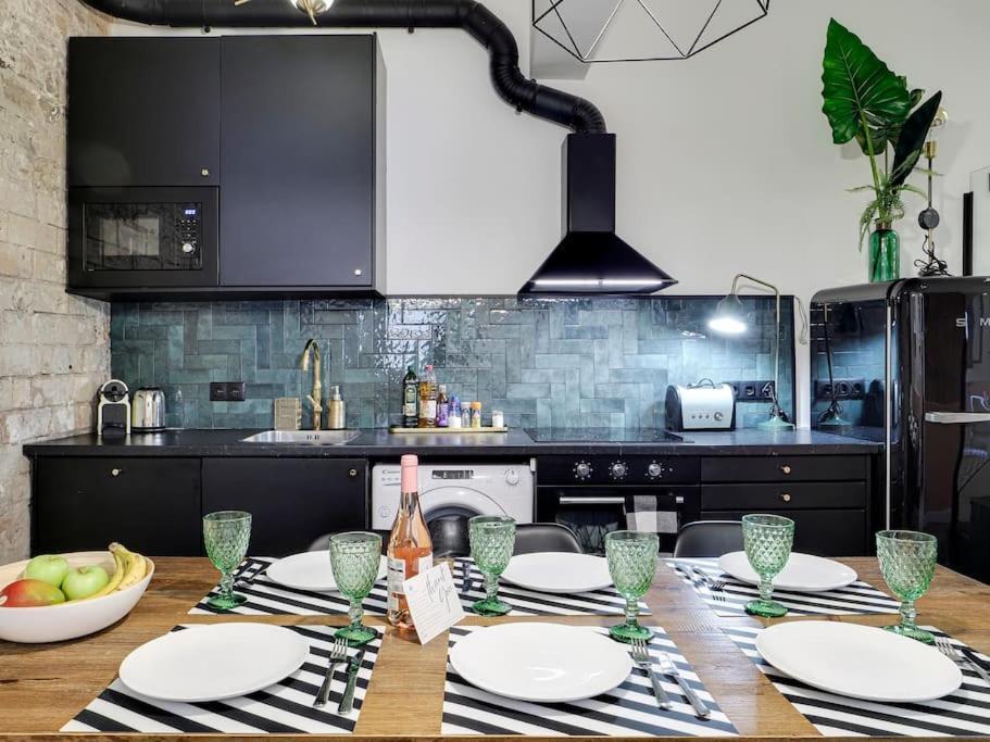Casa Maria Townhouse- Terrace-4 Bedrooms L’Hospitalet de Llobregat Exterior foto